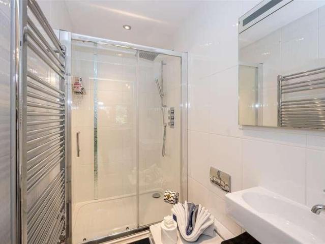 House for sale in Halifax, Ogden