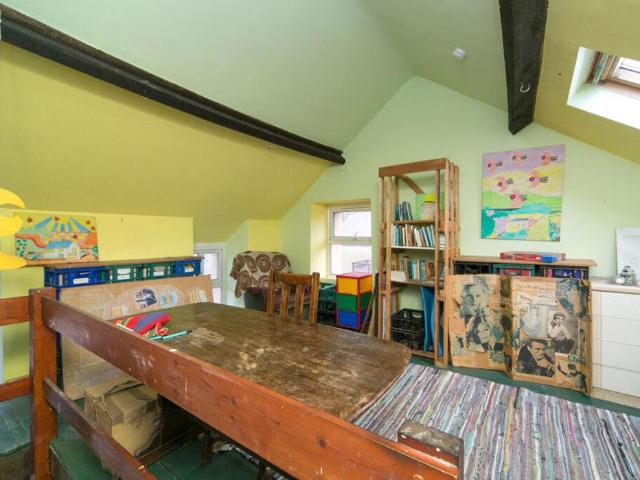 House for sale in Deiniolen, Wales