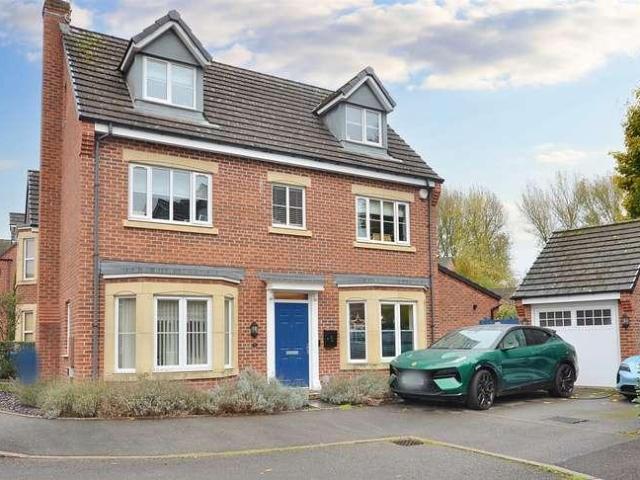 House for sale in Stone, Baswich