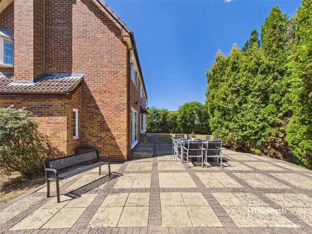 House for sale in Charvil