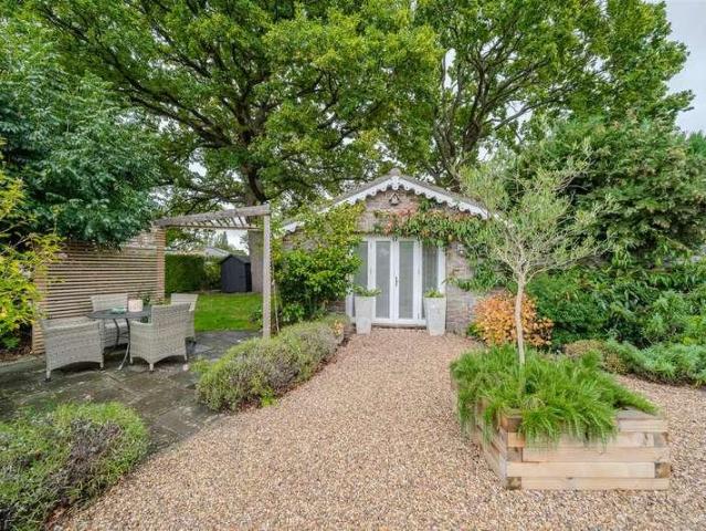 House for sale in Nailsea, North Somerset