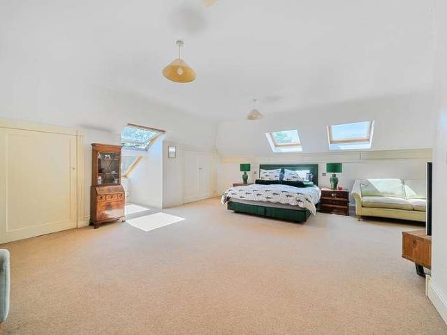 House for sale in Ewhurst Green, Waverley