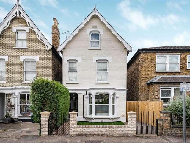 House for rent in Norbiton, Greater London