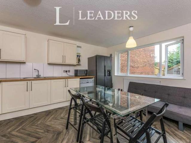 House for rent in Semilong, Northampton