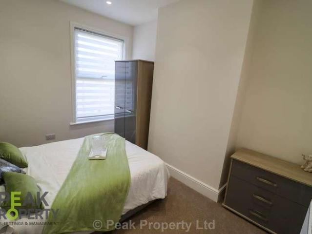 House for rent in Southend City Centre Neighbourhood, Alton Barnes