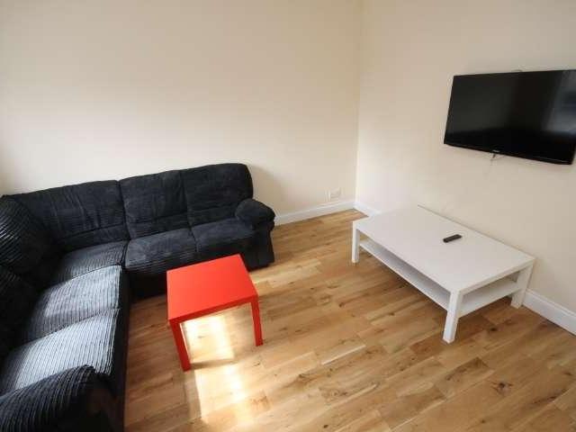 Apartment for rent in Woodhouse, West Yorkshire