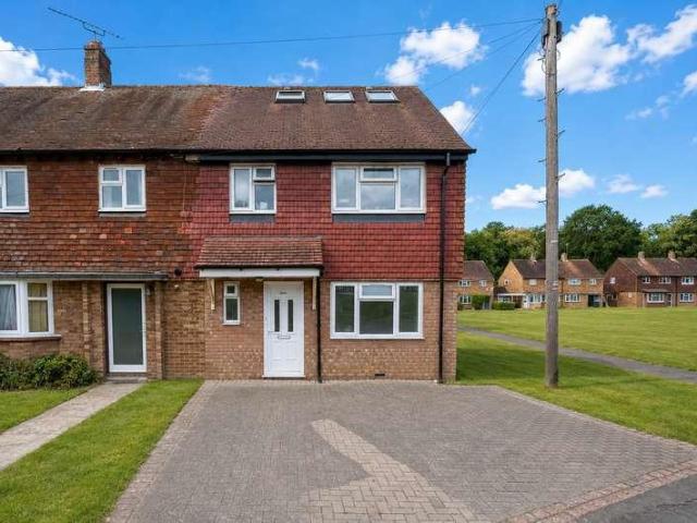 Apartment for rent in Westborough, Surrey