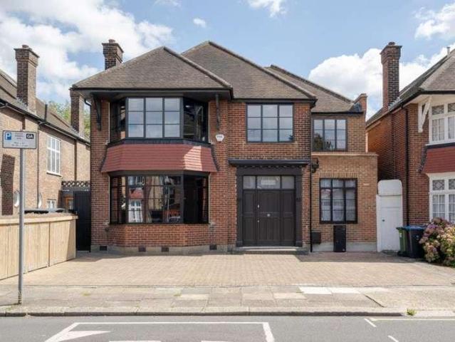 House for rent in Dollis Hill, Greater London