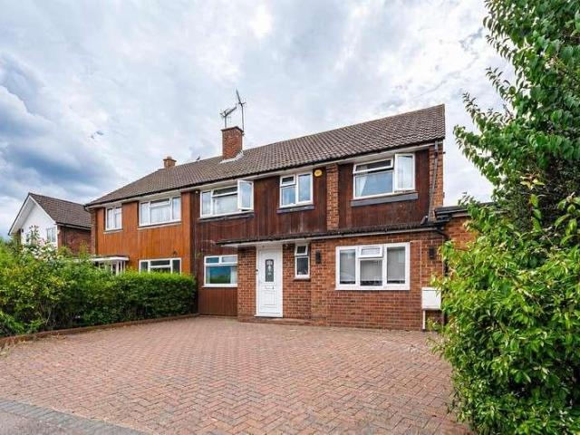 House for rent in Bushey