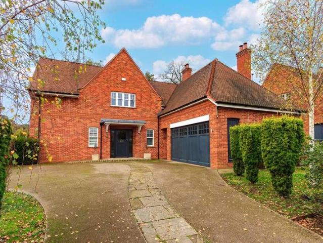 House for rent in Little Stanmore, Greater London