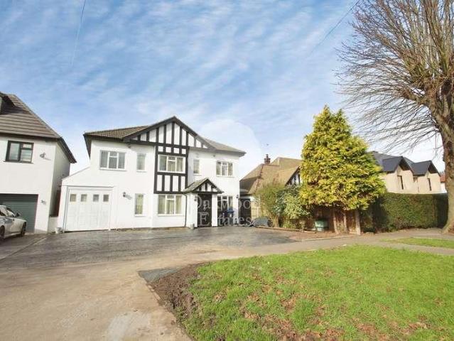 House for rent in Iver, Richings Park