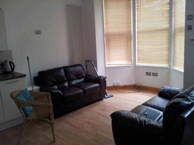 Room for rent in Beckett Park, Headingley