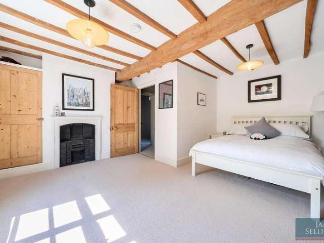 Property for sale in Stanford On Avon, Leicestershire