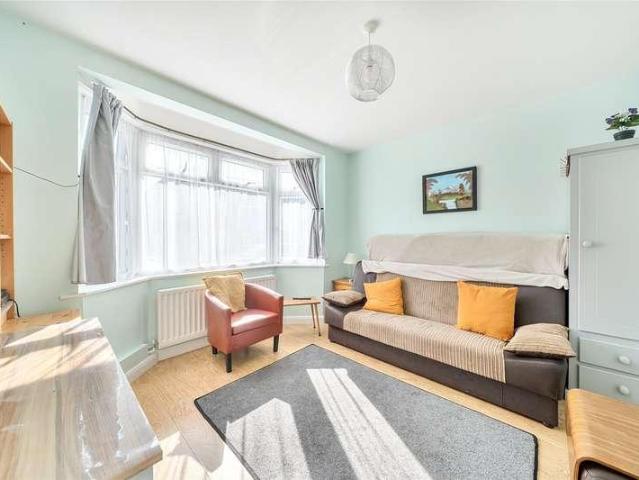Property for sale in London Borough of Merton, Mitcham
