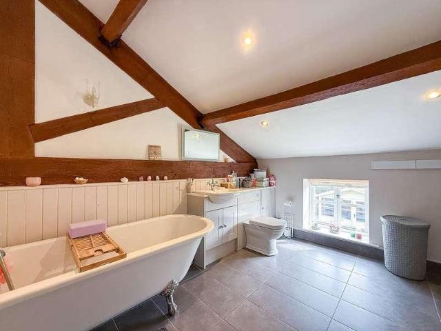 Property for sale in Huddersfield, West Yorkshire