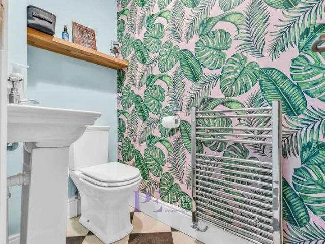 Property for sale in Stretton Baskerville, Barton