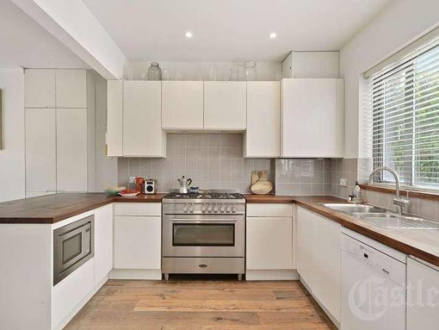 Property for sale in Hornsey, Greater London