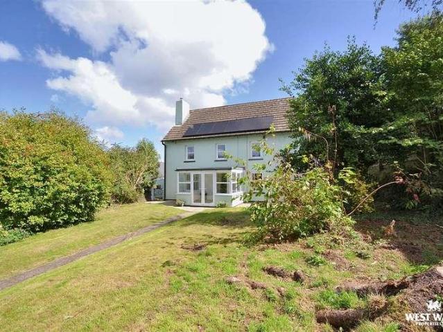 Property for sale in Pensarnau, Pentrecagal