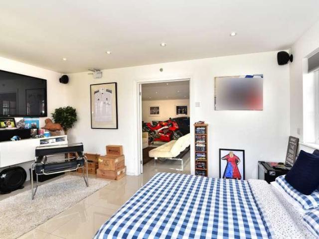 Property for sale in Pachesham Park, Surrey