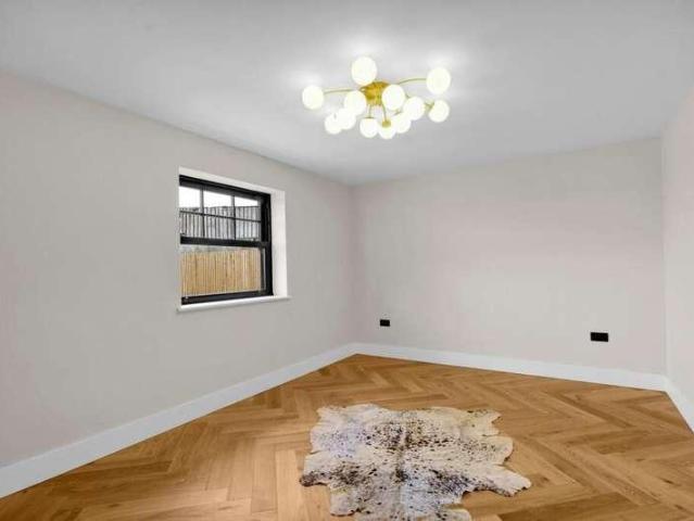 Property for sale in Heanor and Loscoe CP, Kedleston
