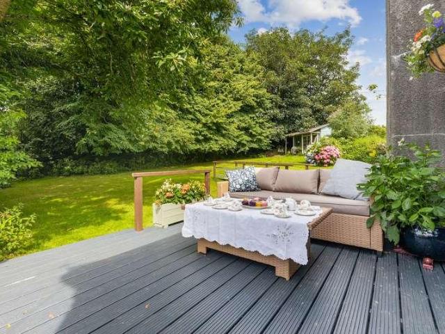 Property for sale in Beeson, Strode