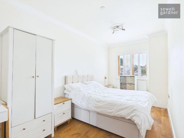 Property for sale in Batchworth, Hertfordshire