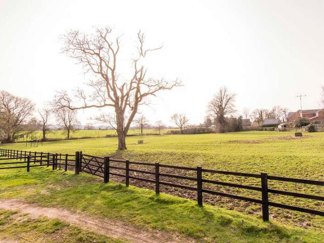 Property for sale in Clipston, Northamptonshire