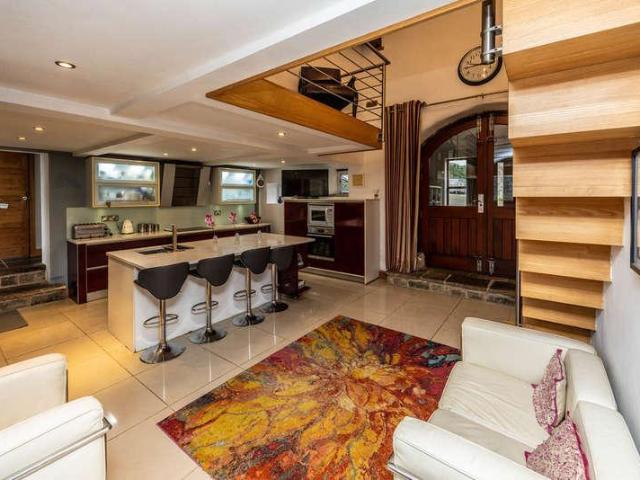 Property for sale in Hill House, Kirklees