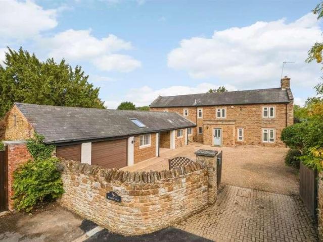 Property for sale in Pitsford, Northamptonshire