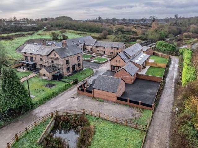 Property for sale in Huntington, Cheshire