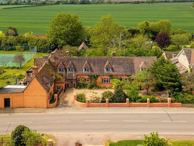 House for rent in Bedford