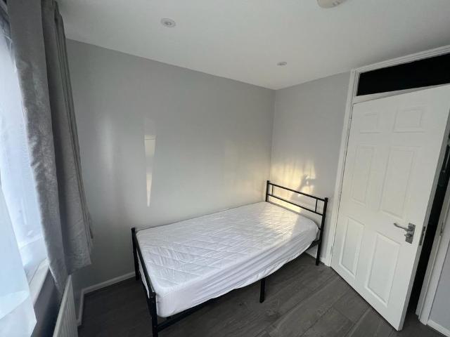 House for rent in Spring Park, Luton