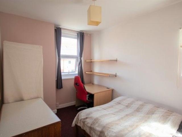 Room for rent in Fratton, City Of Portsmouth