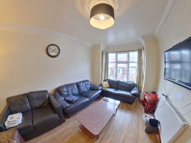 Room for rent in West Yorkshire