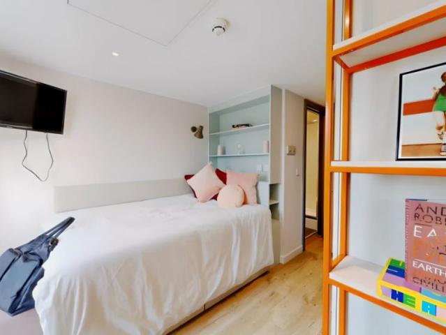 Studio for rent in Devonshire, South Yorkshire