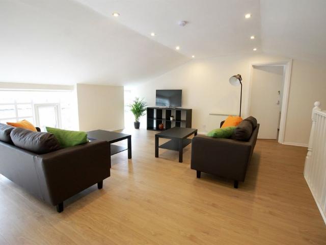 House for rent in Chalk Farm, Greater London