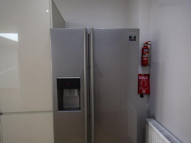 House for rent in Loxford, Cat Hill