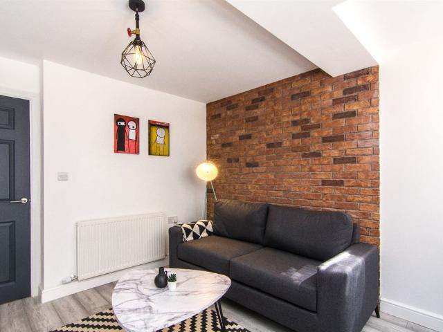 House for rent in Cheylesmore, West Midlands
