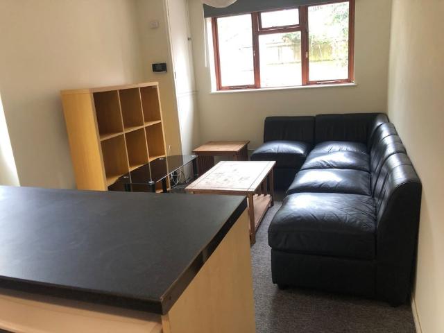 House for rent in The Polygon, City Of Southampton