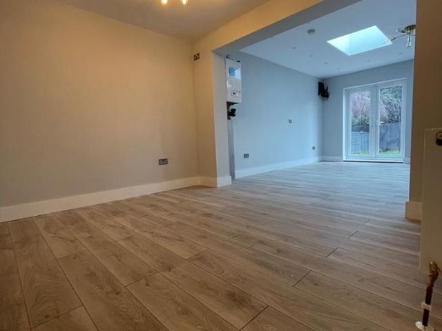 House for rent in Spring Park, Luton