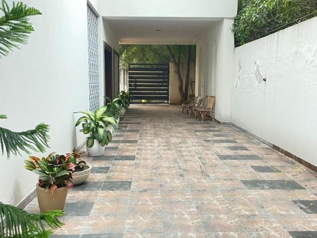 House for sale in Deri