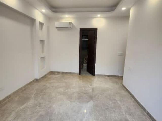 Villa for sale in Deri