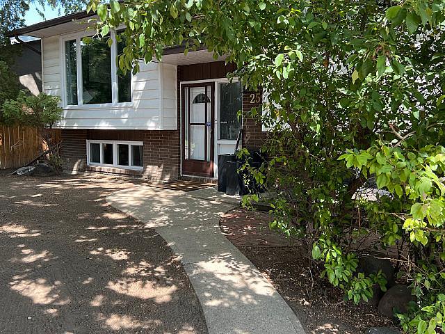 House for sale in Medicine Hat, Alberta