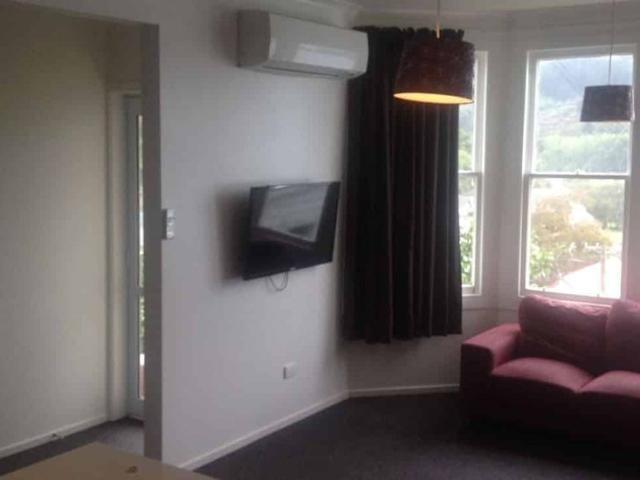 House for rent in Otakou