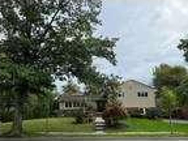 House for rent in Village of Roslyn, Nassau County