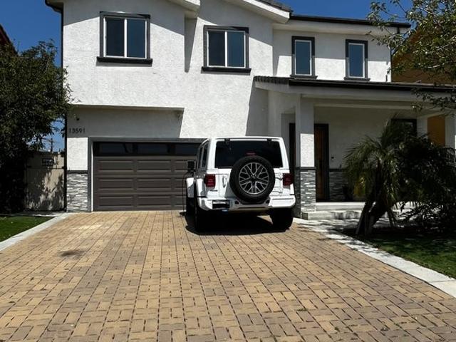 Room for rent in Pacoima Neighborhood Council, Canoga Park