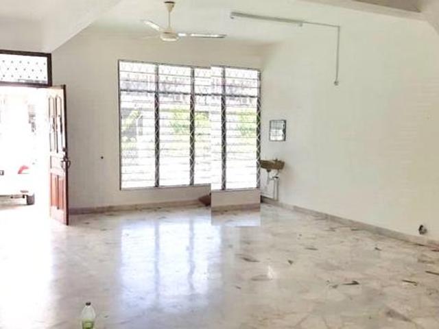 Terraced House for rent in Mukim 13, Georgetown