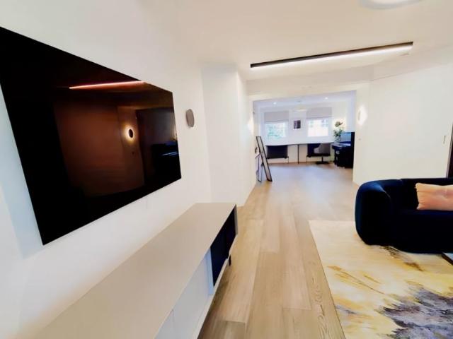 Apartment for rent in South Kensington, Greater London