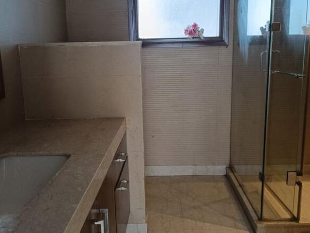 House for sale in Deri