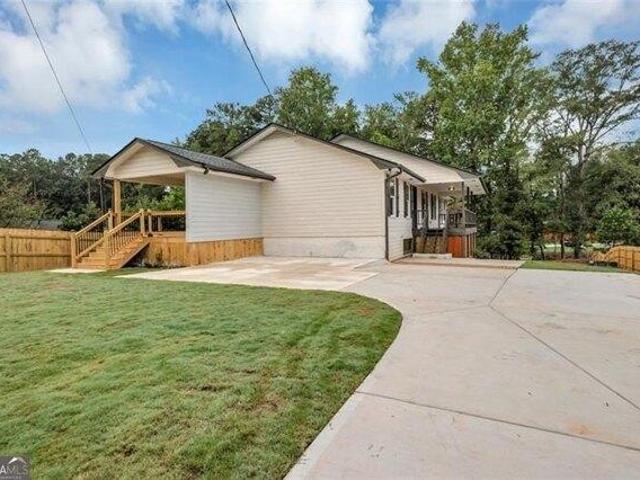 House for sale in Cobb, Georgia